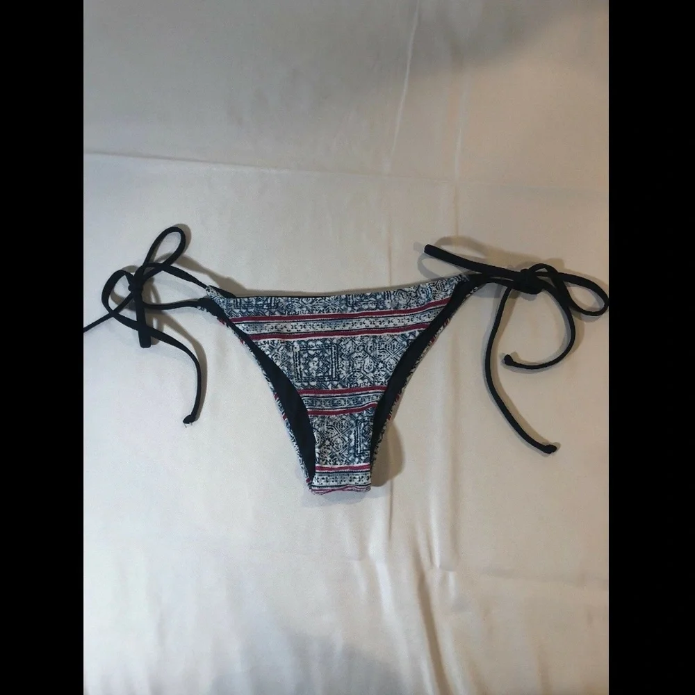 NEW! Frankie's Bikinis Marley Bikini‎ Bottom medium
